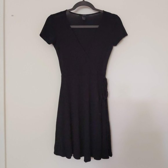 S | Forever 21 | Black Faux Wrap Knit Dress - Picture 6 of 7